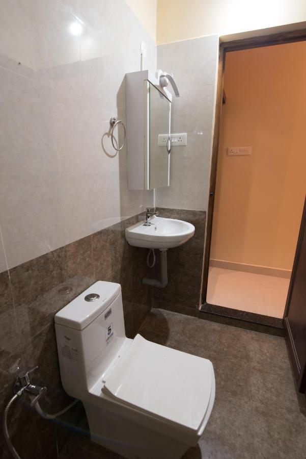 Saffron Vilva Hotell Pondicherry Exteriör bild