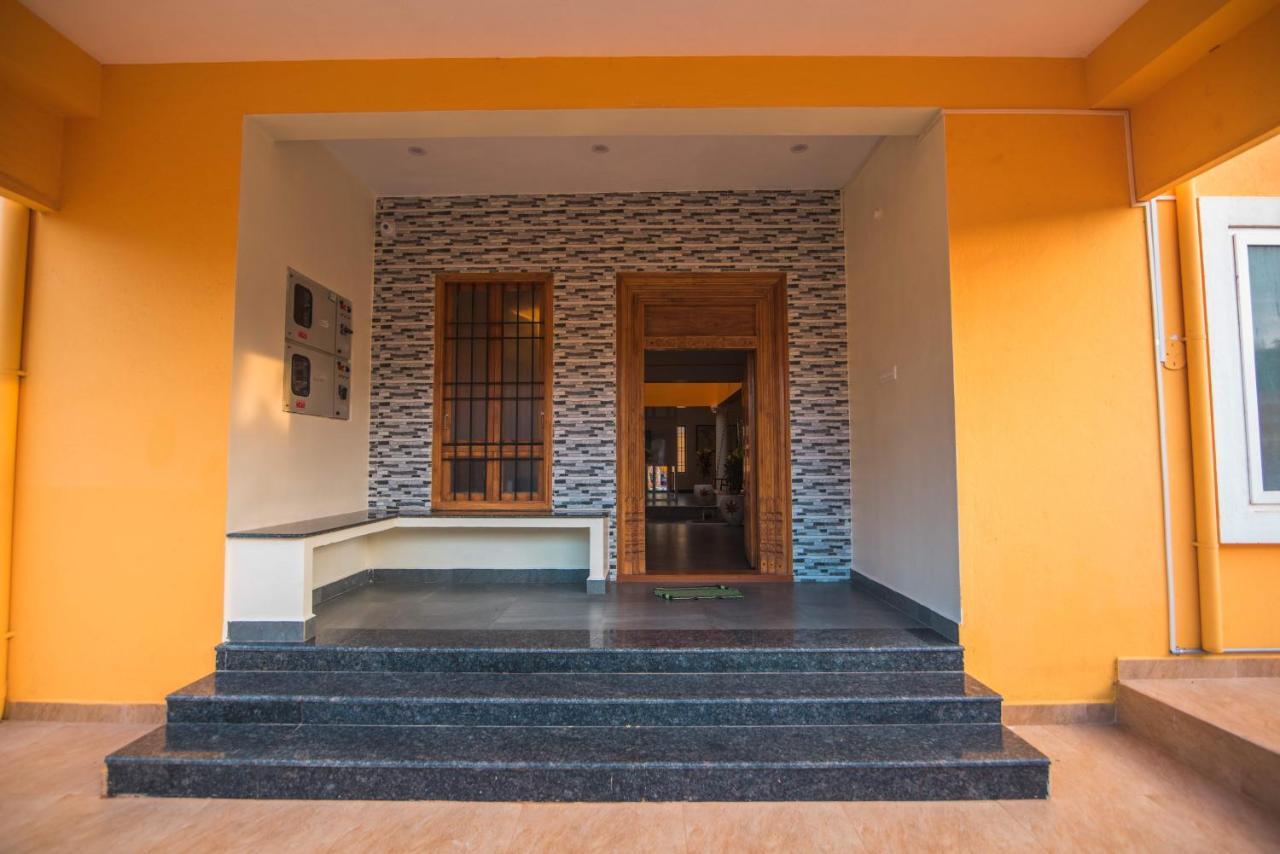 Saffron Vilva Hotell Pondicherry Exteriör bild