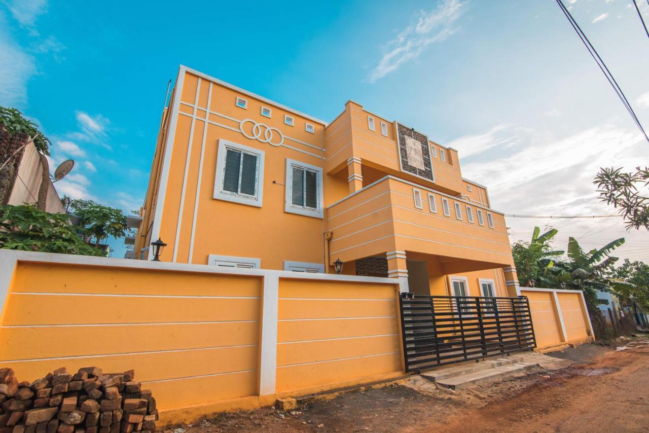 Saffron Vilva Hotell Pondicherry Exteriör bild