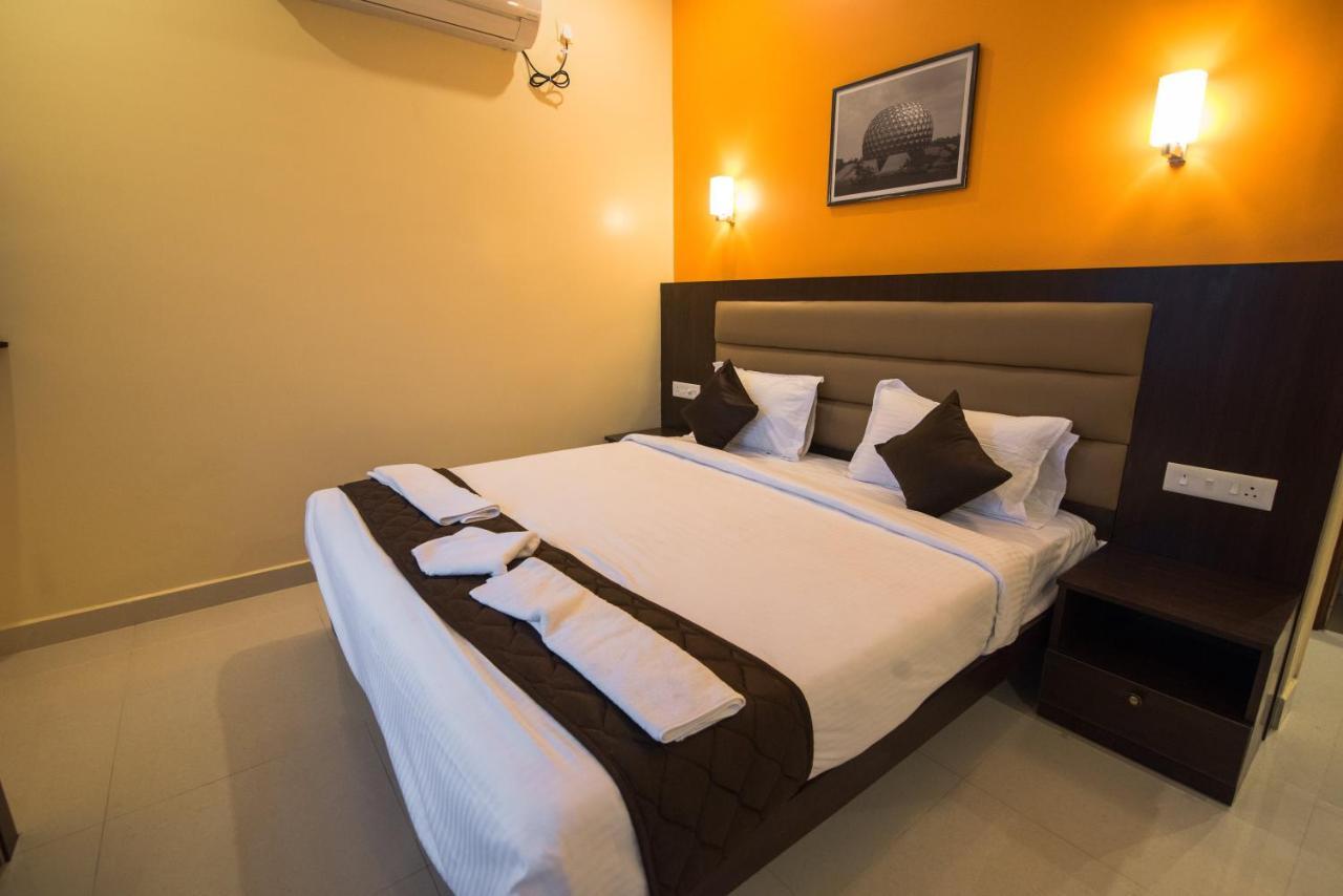 Saffron Vilva Hotell Pondicherry Exteriör bild