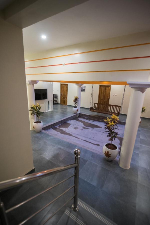 Saffron Vilva Hotell Pondicherry Exteriör bild
