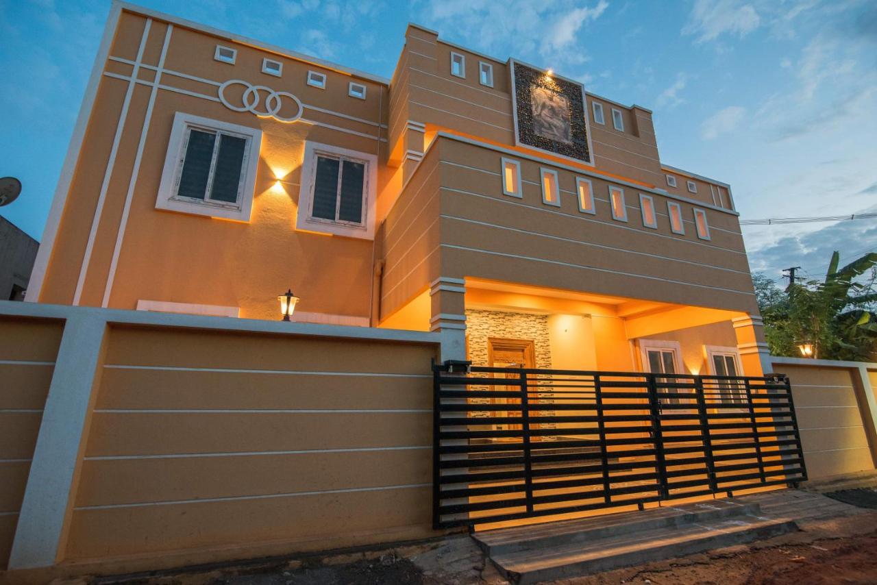 Saffron Vilva Hotell Pondicherry Exteriör bild
