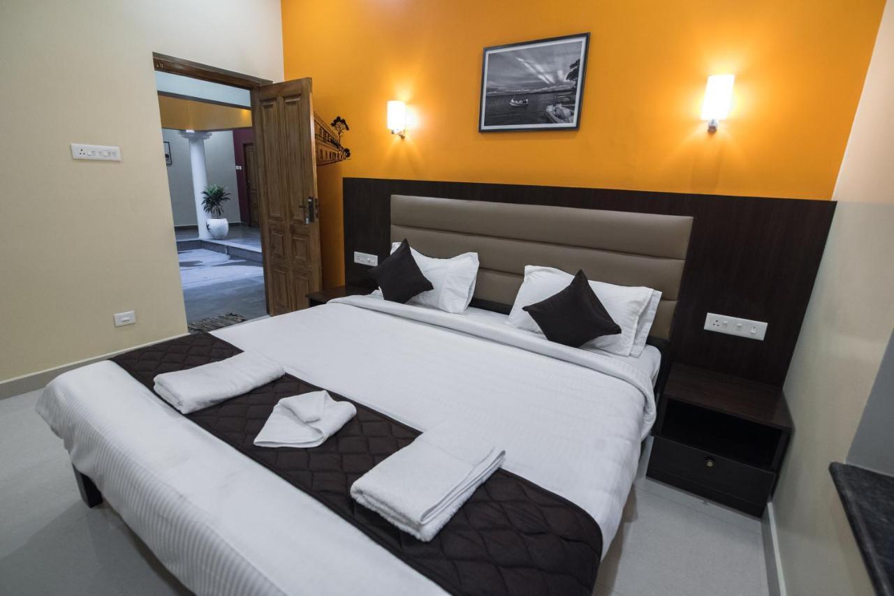 Saffron Vilva Hotell Pondicherry Exteriör bild
