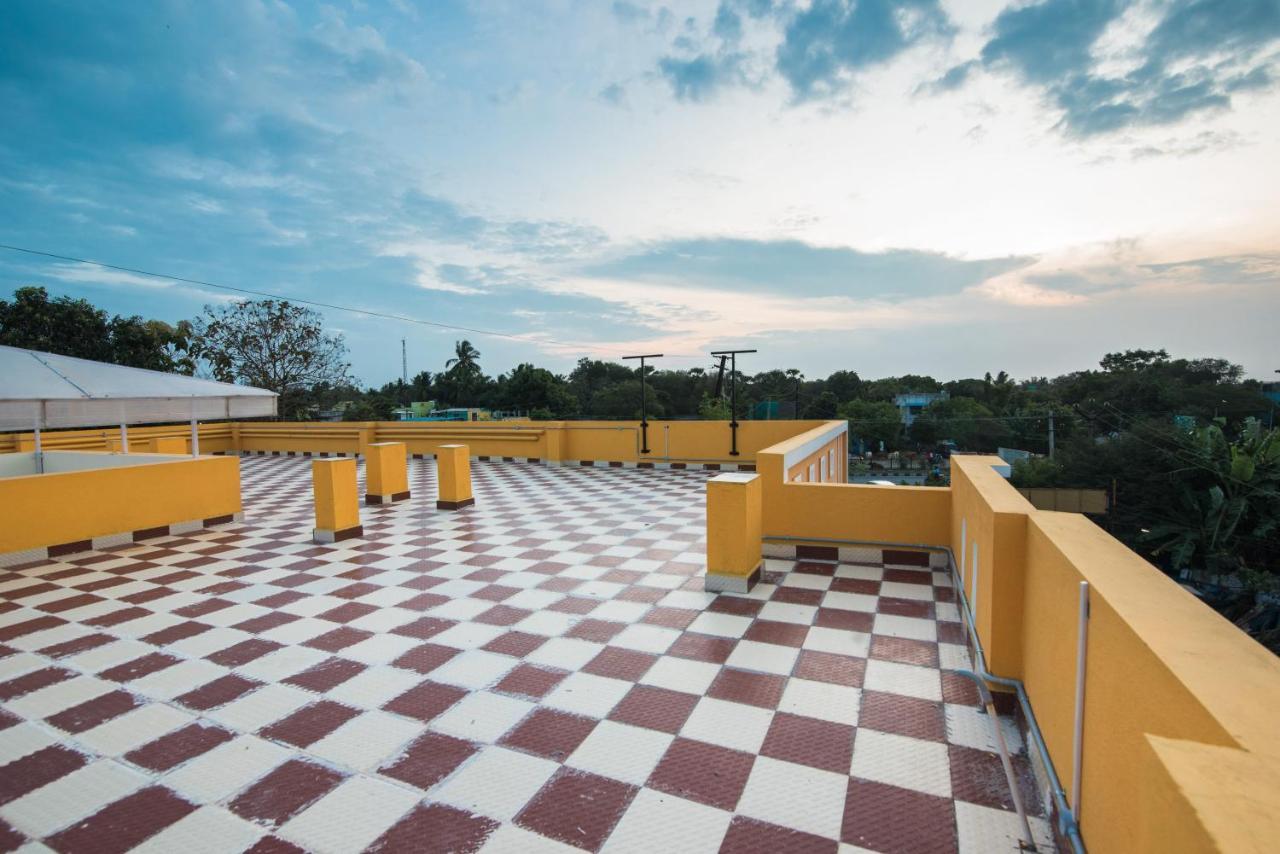 Saffron Vilva Hotell Pondicherry Exteriör bild