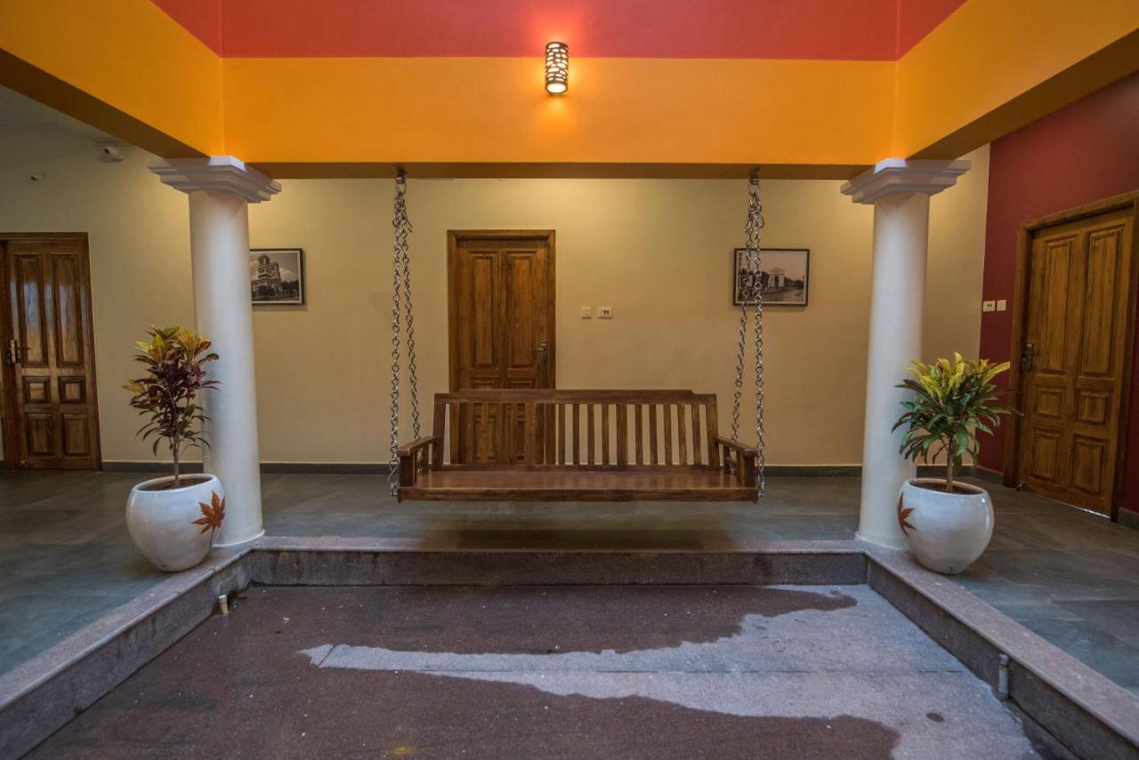 Saffron Vilva Hotell Pondicherry Exteriör bild