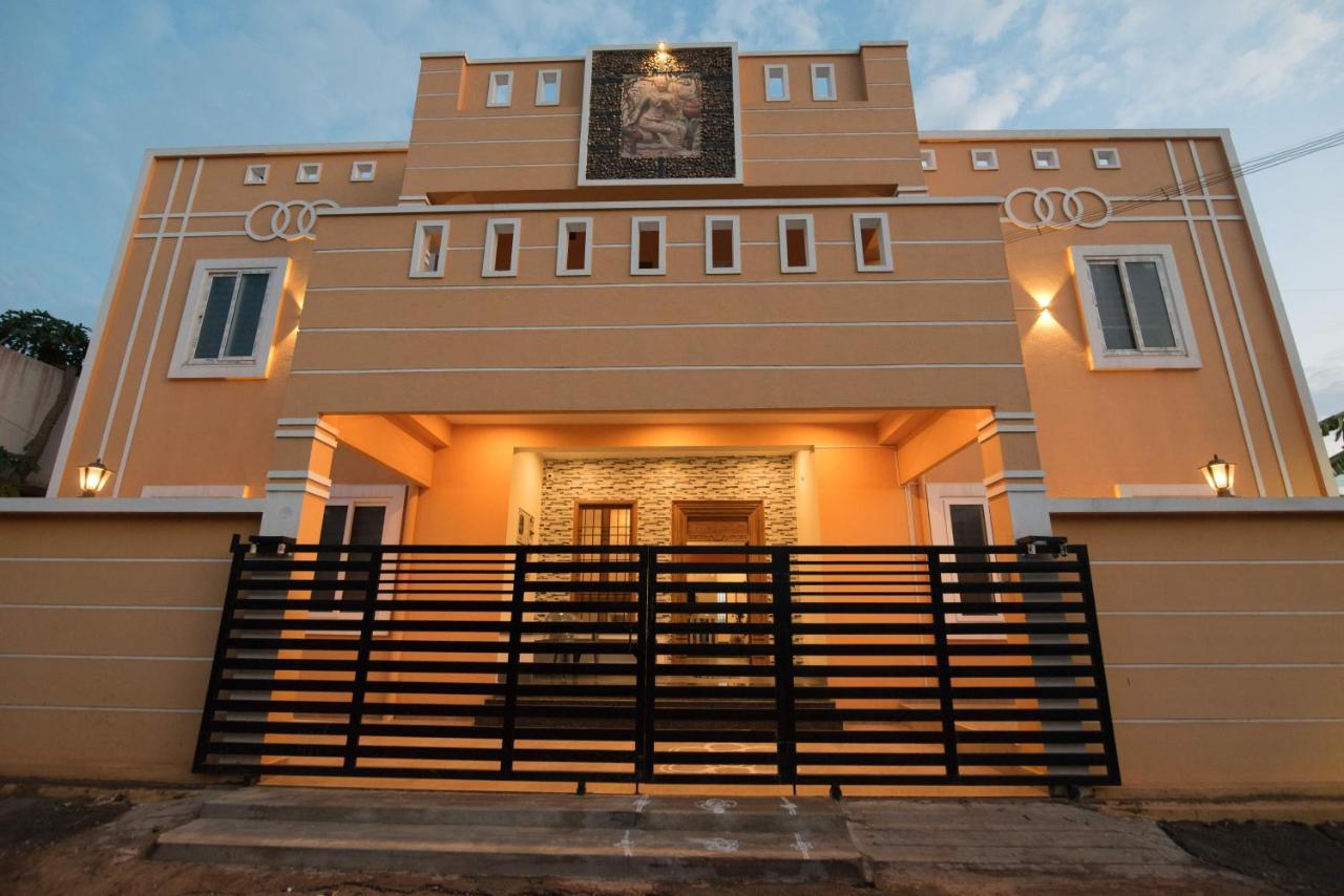 Saffron Vilva Hotell Pondicherry Exteriör bild